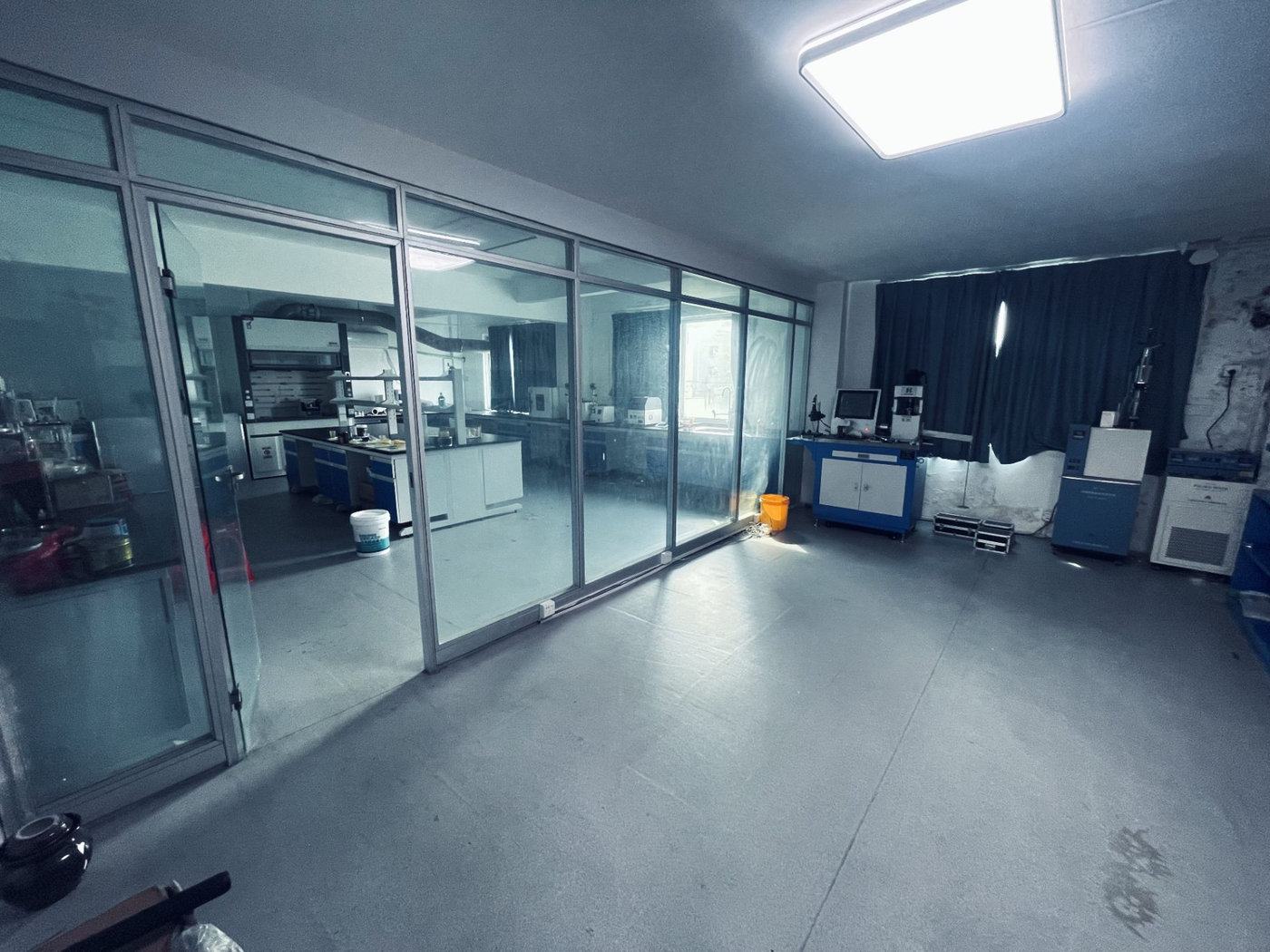 LLF Grease quality lab workbench with test instruments